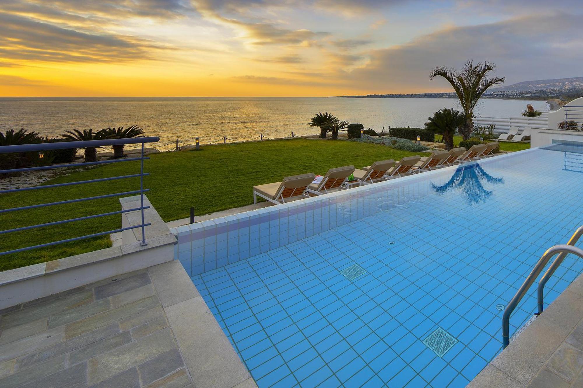 Blue Coral Beach Villas Three Exclusive Villas - Poseidon - Nautilus - Oceanos - And - Baby Coral Bungalow كورال باي المظهر الخارجي الصورة